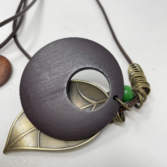 Handmade Boho Necklace With Leaf & Circle Pendants Double Layered Brown & Bronze - Picture 5 of 10